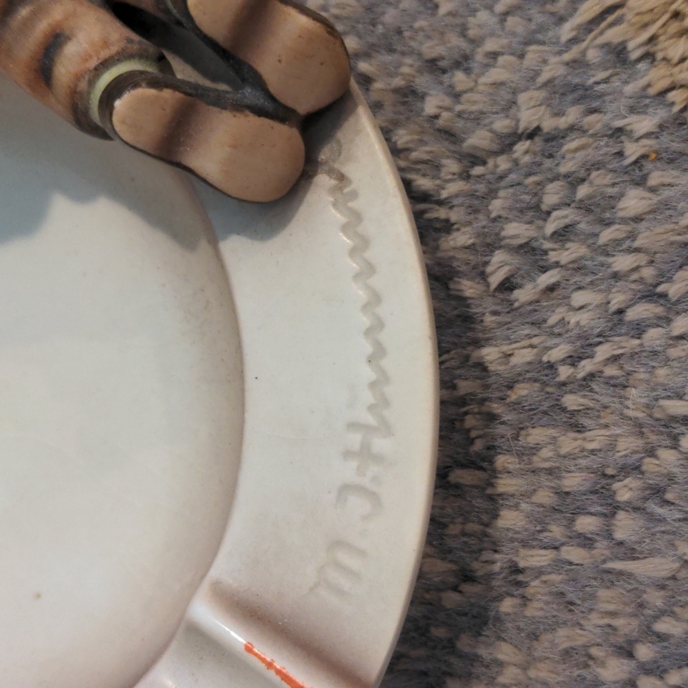 Goebel Hummel Boy and Bird Ashtray #166 TMK2 - Picture 6 of 9